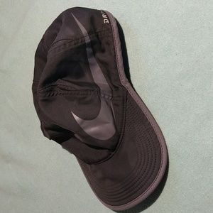 Nike Featherlight cap